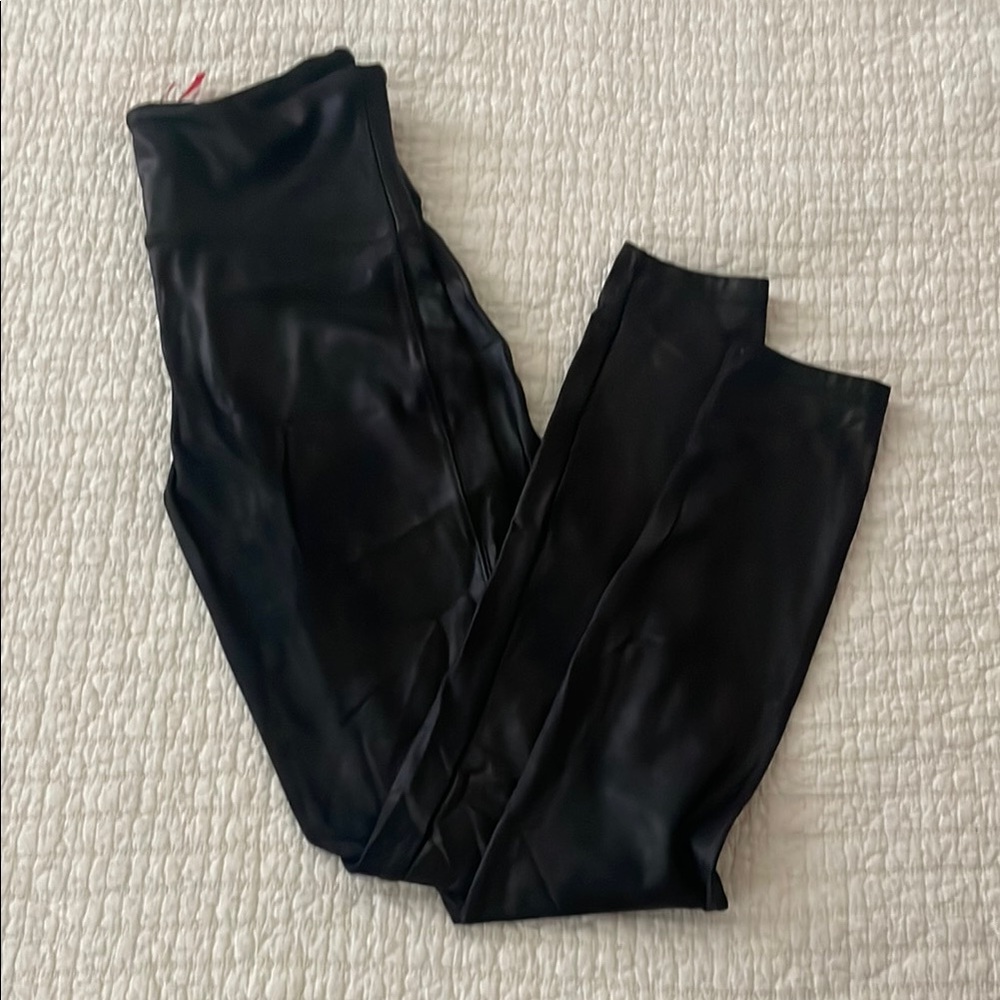 Black High-Waist Stretch Leggings